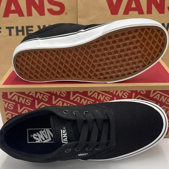Vans Men’s Canvas Sneakers Classic Low-Top Design Atwood (Canvas) Black/White